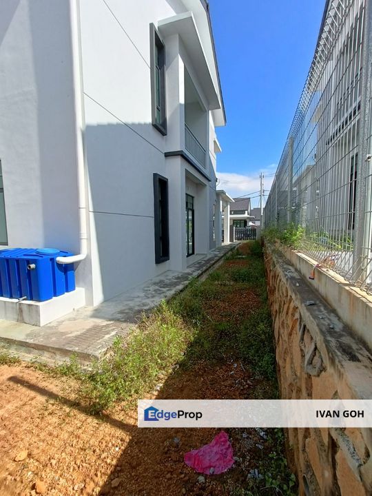 Double Storey Semi D Taman  Vista Belimbing Durian Tunggal Alor Gajah, Melaka, Durian Tunggal