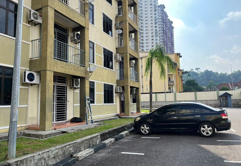 PANGSAPURI BUKIT BERUANG PERMAI