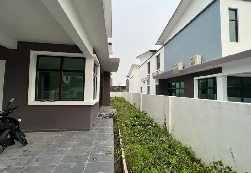 THE OZANA RESIDENCES