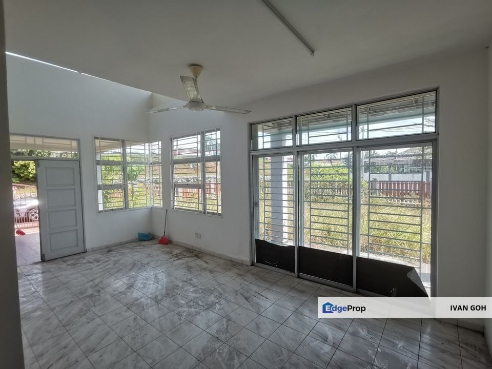 Corner Lot Single Storey Taman Nuri Durian Tunggal, Melaka, Durian Tunggal