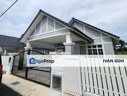 Fully Renovated Single Storey Bungallow Taman Anjung Gapam Ayer Keroh , Melaka, Ayer Keroh