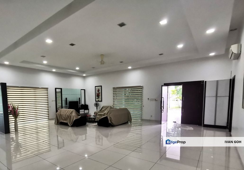 Fully Renovated Bungalow House At A Famosa Villa Alor Gajah , Melaka, Alor Gajah