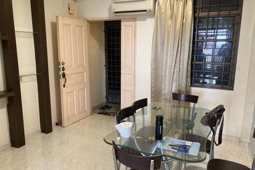 CHENG HEIGHTS CONDOMINIUM