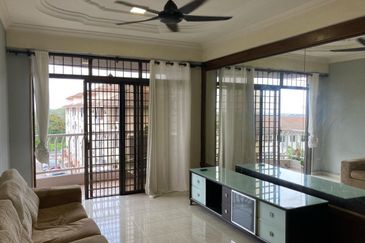 CHENG HEIGHTS CONDOMINIUM