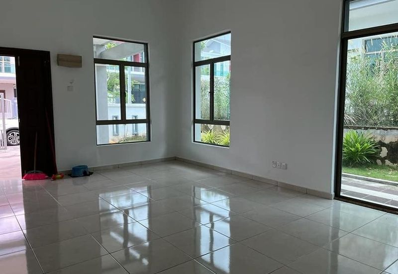 New Single Storey Semi D In Bukit Katil 
