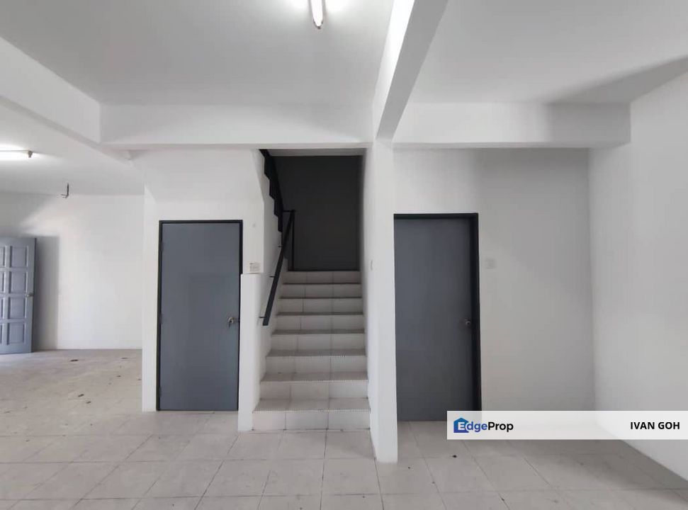 Double Storey Terrace House Taman Permatang Pasir Perdana Near Ujong Pasir , Melaka, Melaka Tengah