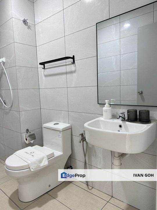 Fully Renovated High Floor Unit In Amber Cove Impression City Klebang , Melaka, Klebang