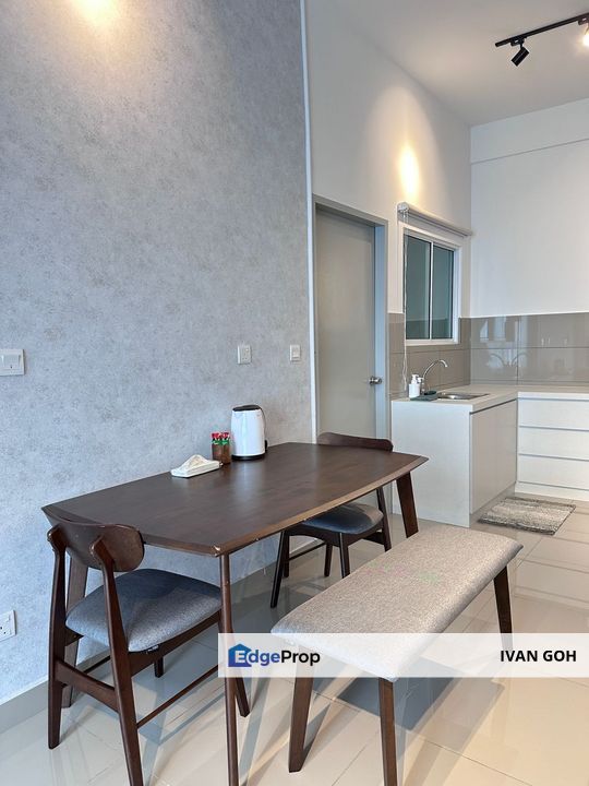 Fully Renovated High Floor Unit In Amber Cove Impression City Klebang , Melaka, Klebang