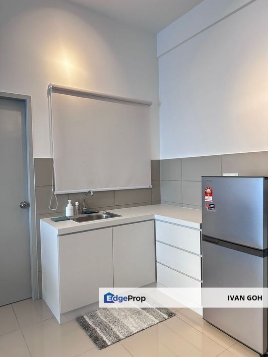 Fully Renovated High Floor Unit In Amber Cove Impression City Klebang , Melaka, Klebang