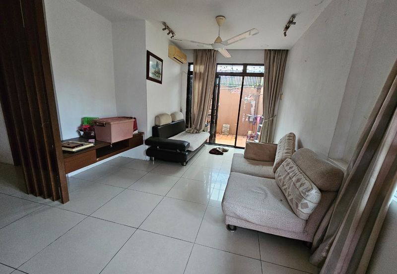 Melaka Town Area Gated Guarded 3 Storey Terrace At Taman Casa Villa, Air Leleh Bandar Hilir 