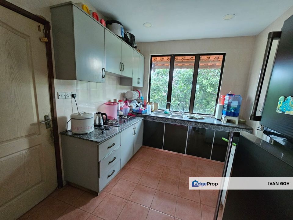 Melaka Town Area Gated Guarded 3 Storey Terrace At Taman Casa Villa, Air Leleh Bandar Hilir , Melaka, Bandar Hilir