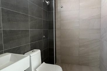 BANDAR JASIN BISTARI