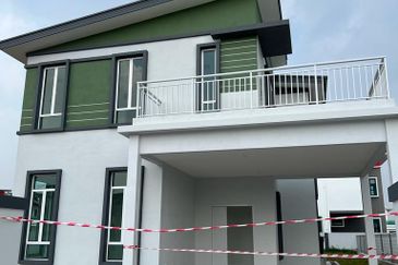 BANDAR JASIN BISTARI