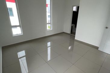 BANDAR JASIN BISTARI