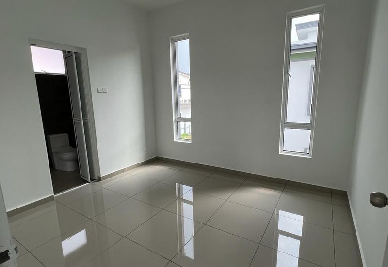 BANDAR JASIN BISTARI