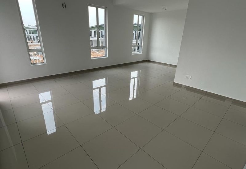 BANDAR JASIN BISTARI