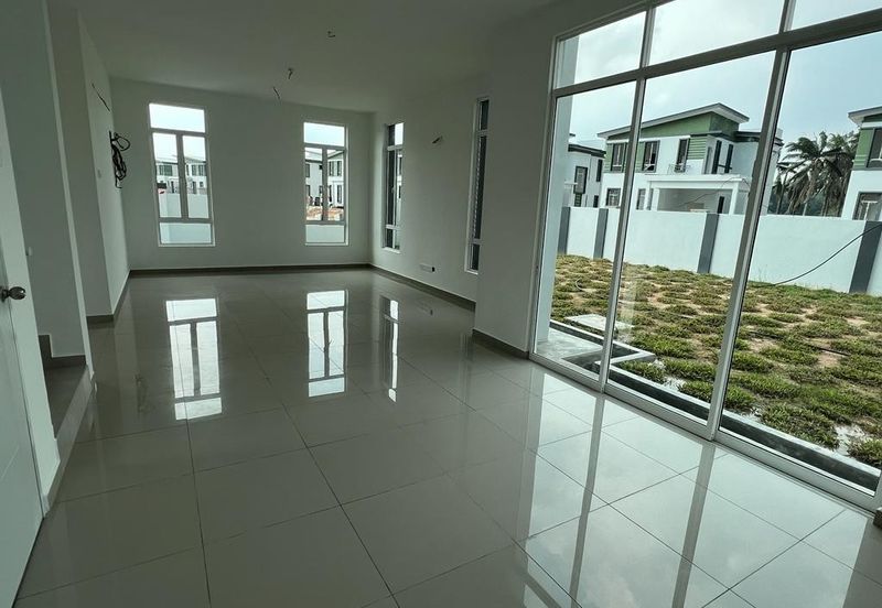 BANDAR JASIN BISTARI