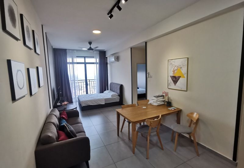 The Quartz Residence