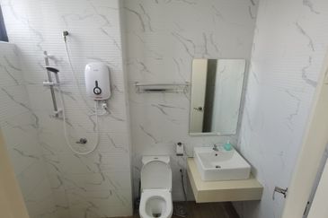 The Quartz Residence