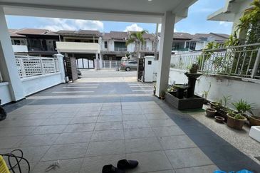 Taman Muzaffar Heights