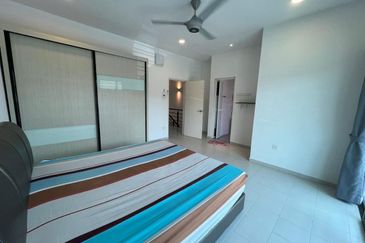 Taman Muzaffar Heights