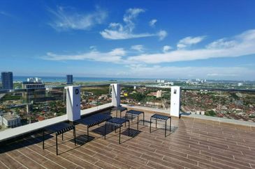 The Quartz Residence