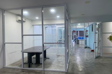 Double Storey Shoplot For Sale, Bandar Puteri Klang