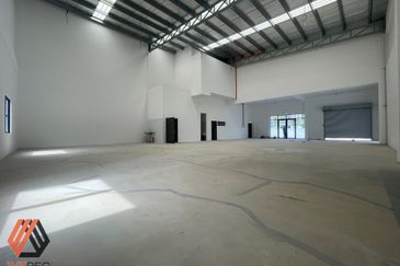 Puncak Alam 1.5 Storey Semi-D Factory for Sale