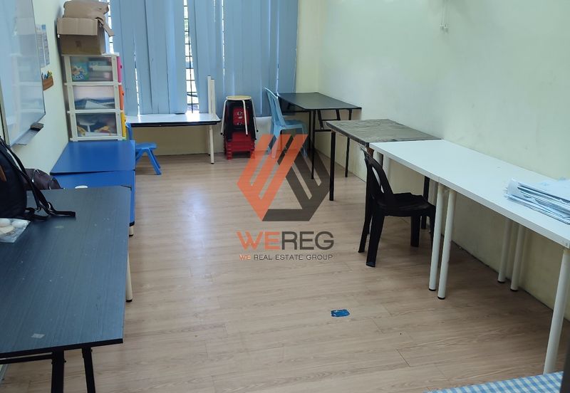 Bandar Puteri Klang 3 Storey Shop for Sale