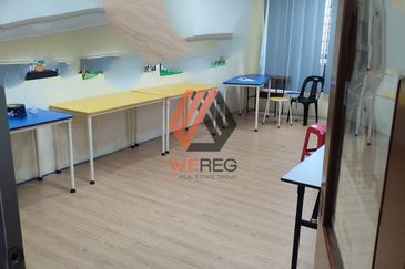 Bandar Puteri Klang 3 Storey Shop for Sale