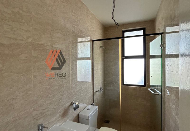 Amverton Park, Bukit Rimau 2 Storey Bungalow House fort Sale