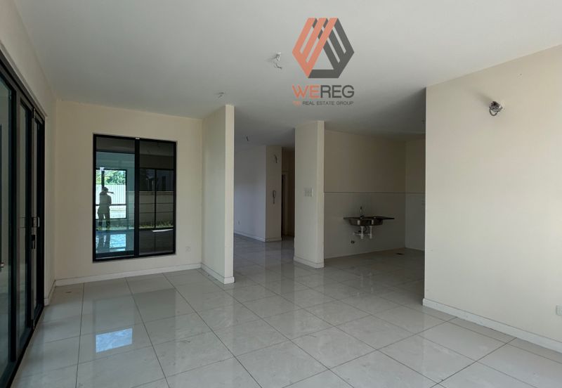 Amverton Park, Bukit Rimau 2 Storey Bungalow House fort Sale