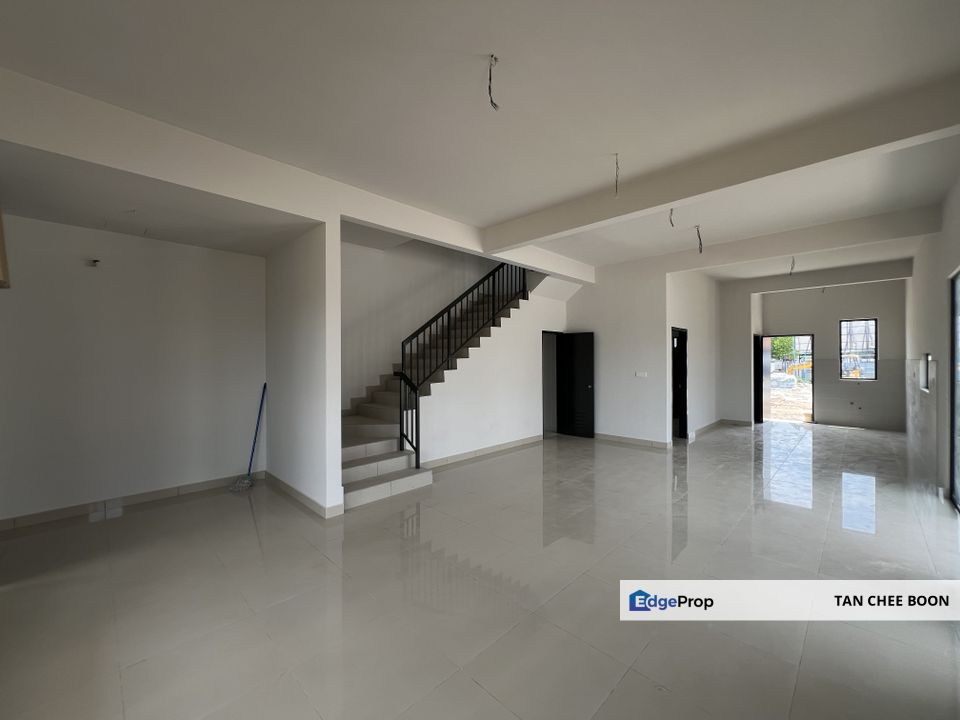 New Double Storey Terrace House at Teluk Pulai, Tepi Sungai, Selangor, Klang