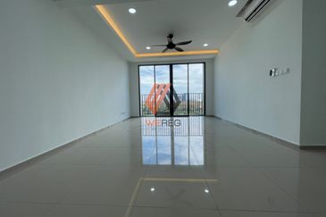 Gravit8 @ Klang South