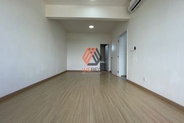 Gravit8 @ Klang South