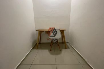 Gravit8 @ Klang South