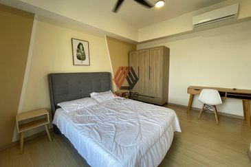 Gravit8 @ Klang South