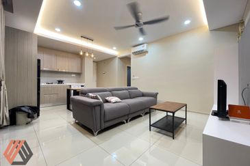 Gravit8 @ Klang South