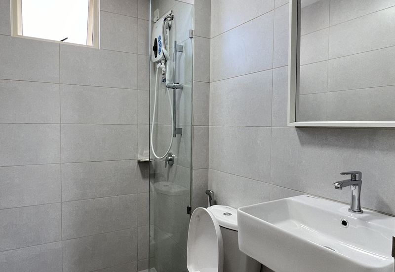 The Tresor @ Gravit 8 *