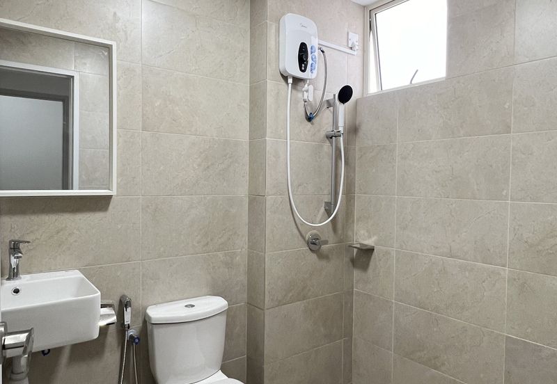 The Tresor @ Gravit 8 *