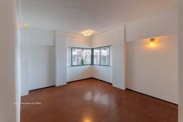 Spring & Summer Villa