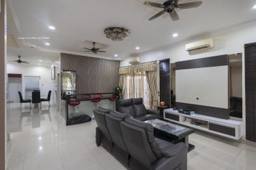 Damai 16, Setia Alam