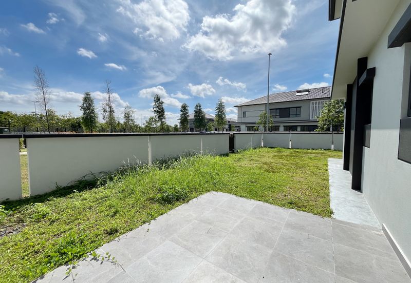 Freesia Residences @ Tropicana Aman