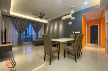 Gravit8 @ Klang South