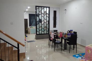 TAMAN LAPANGAN INDAH