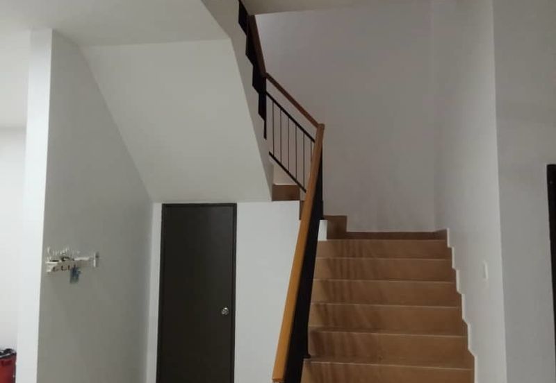 TAMAN LAPANGAN INDAH