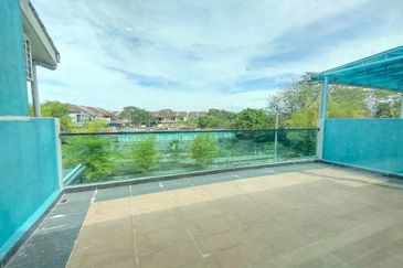 TAMAN LAPANGAN INDAH