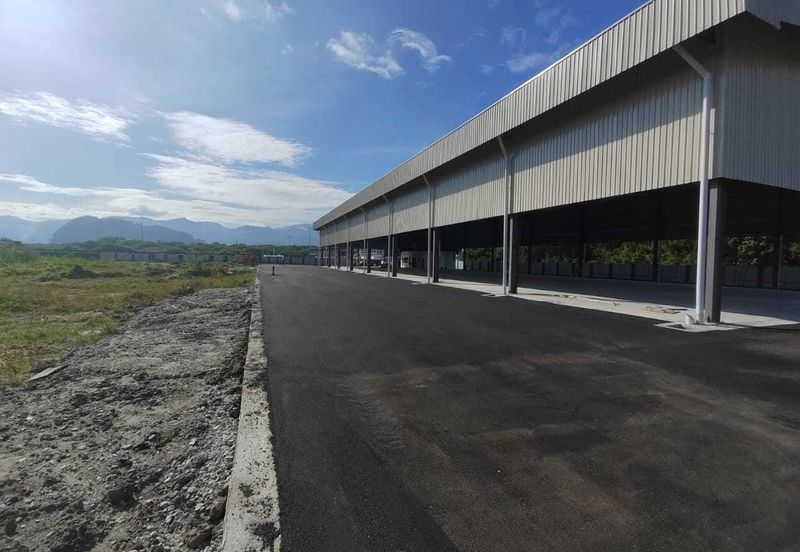 KANTHAN-2 Aces NEW FACTORY + LAND - Factory Basic Info: Size: 80ft x 240ft *Floor thickness 150mm *Height: 30ft *Electric Supply: 150 Amp-FOR SALE