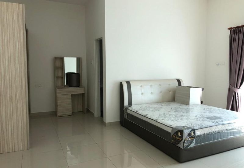 Springfields Residences (Taman Pinji Tropika)