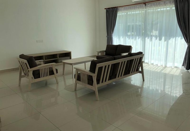 Springfields Residences (Taman Pinji Tropika)